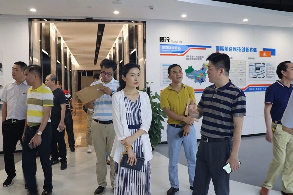 橫崗街道工商聯(lián)（商會(huì)）領(lǐng)導(dǎo)、企業(yè)家蒞臨康利城考察