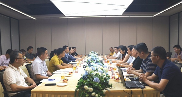 橫崗街道工商聯(lián)（商會(huì)）領(lǐng)導(dǎo)、企業(yè)家蒞臨康利城考察