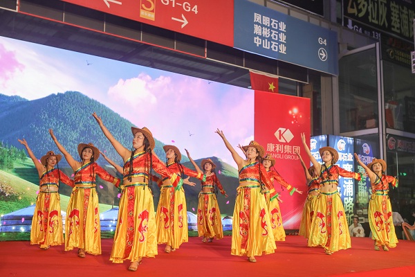 “勵行致遠，共建未來” ——康利石材集團2020年新春聯(lián)歡晚會圓滿落幕