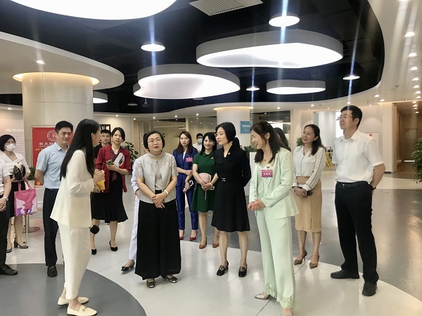 乘風(fēng)破“難”謀發(fā)展，巾幗揚帆新征程  ——深圳市首個“區(qū)域聯(lián)建”婦聯(lián)組織在康利城掛牌成立 